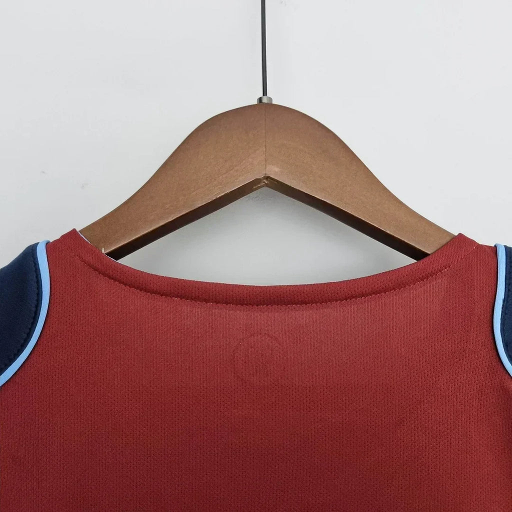 Atletico Madrid 2004/05 Retro Away Jersey