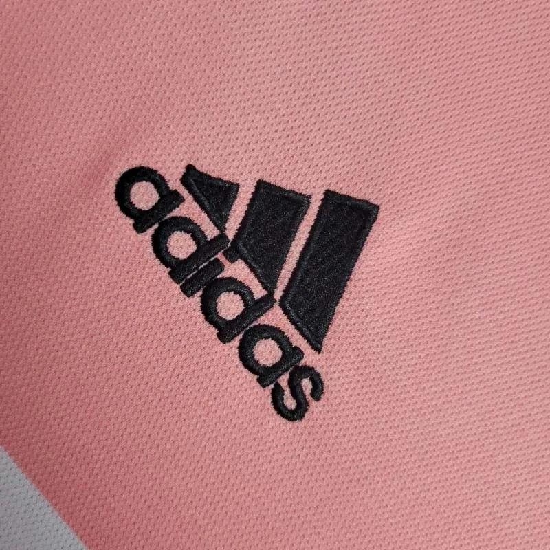 Juventus 2015/16 Retro Away Jersey