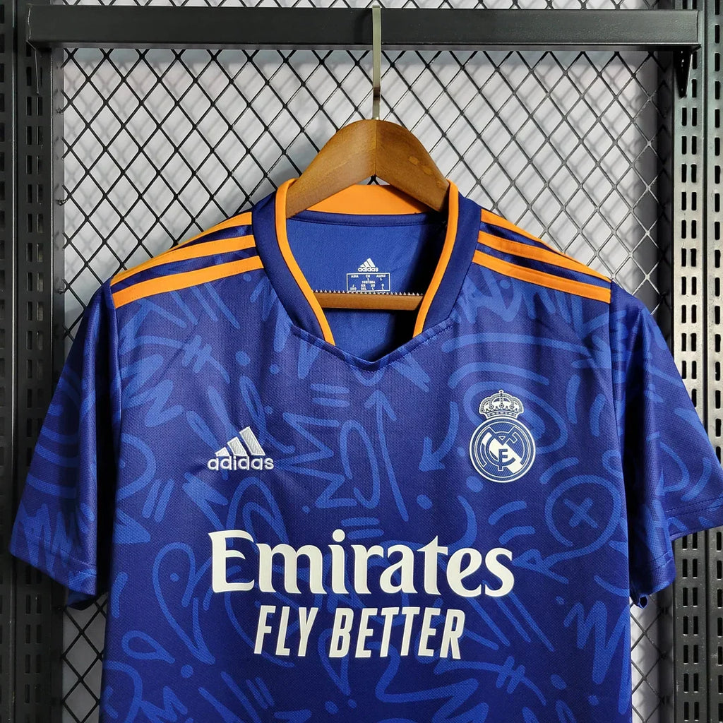 Real Madrid 2021/22 Retro Away Jersey