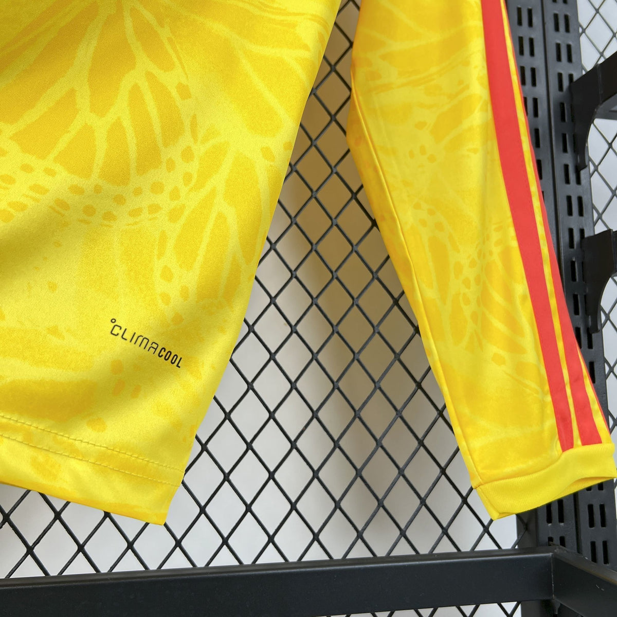 Colombia World Cup 2026 Home Long Sleeve Jersey Fan Version