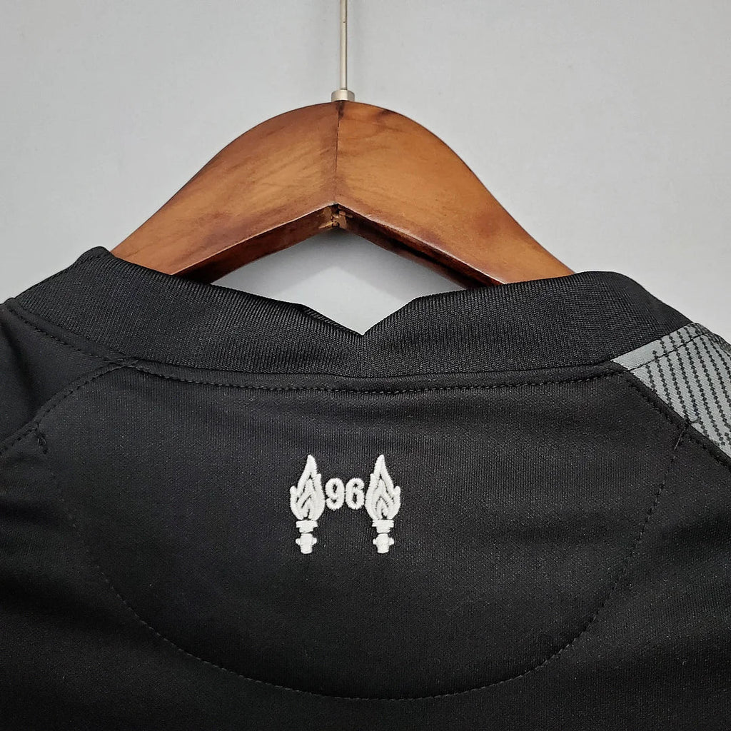 Liverpool 2021/22 Retro Goalkeeper Jersey