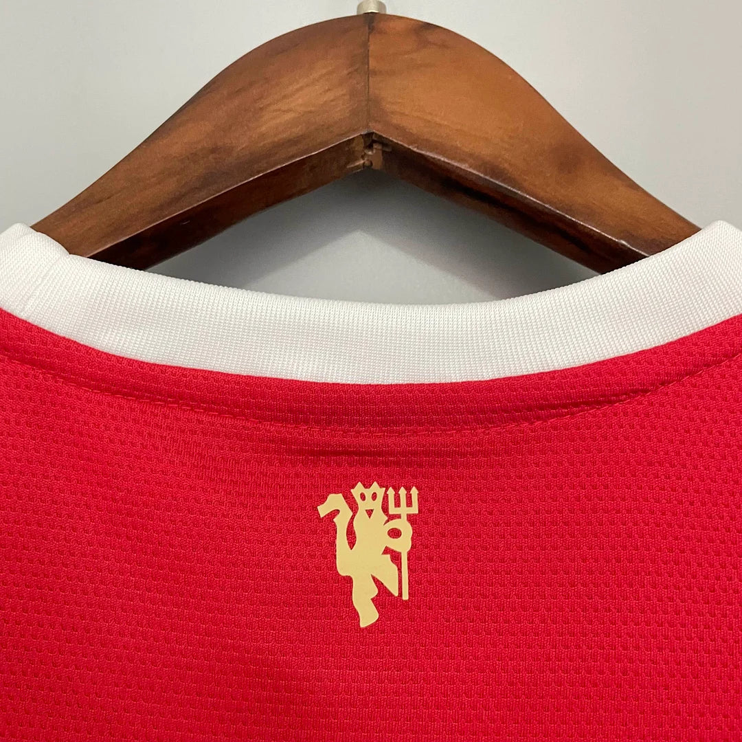 Manchester United 2021/22 Retro Home Jersey