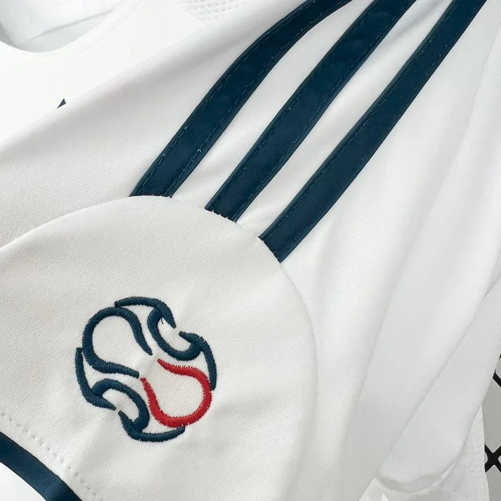 Liverpool 2006/07 Retro Away Jersey