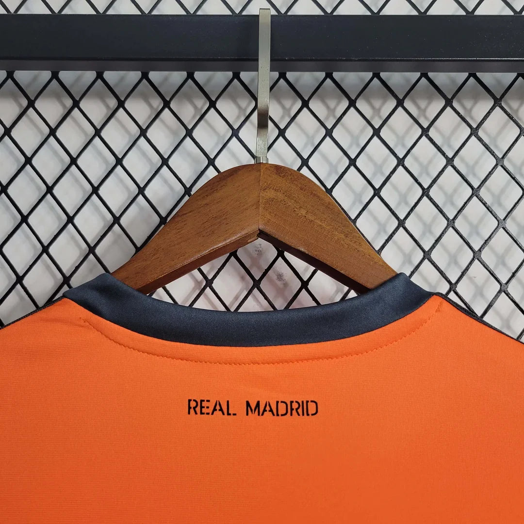 Real Madrid 2013/14 Retro Third Long Sleeve Jersey