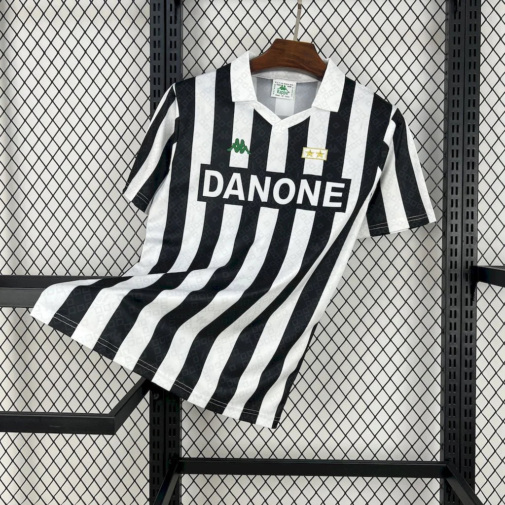 Juventus 1992/94 Retro Home Jersey