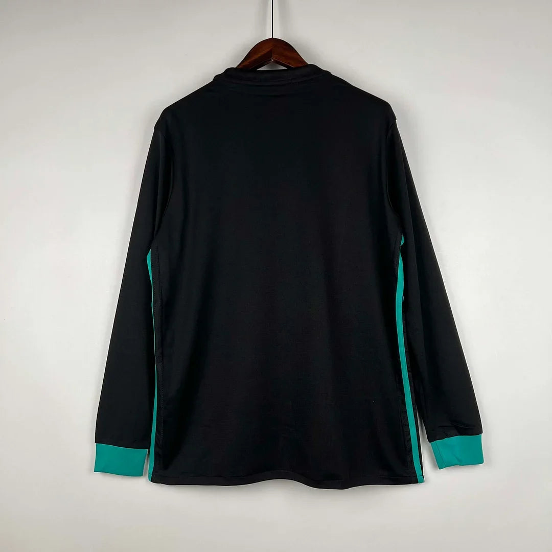 Real Madrid 2017/18 Retro Away Long Sleeve Jersey