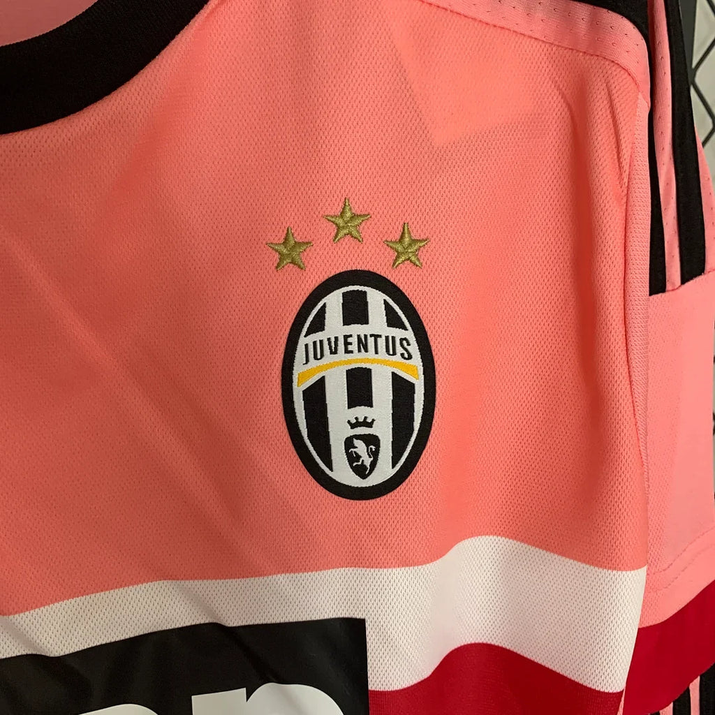 Juventus 2015/16 Retro Away Long Sleeve Jersey
