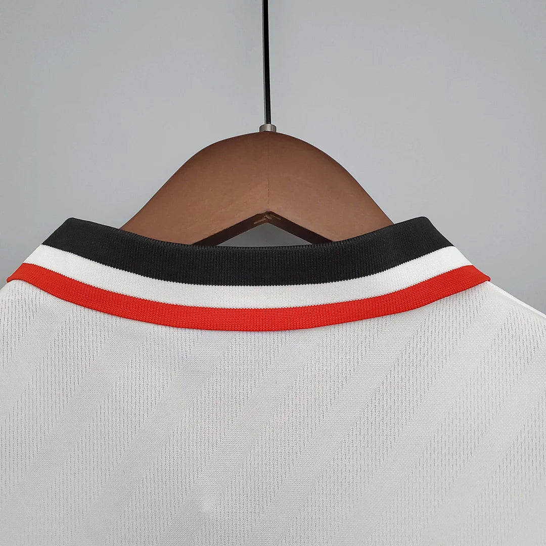 Manchester United 1996/97 Retro Away Jersey