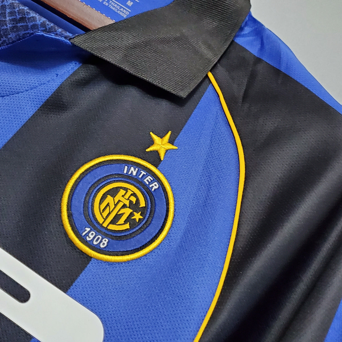 Inter Milan 2001/02 Retro Home Jersey