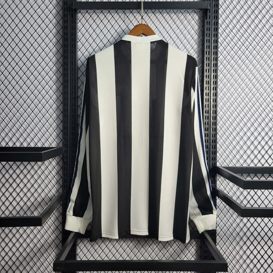Newcastle United 1997/99 Retro Home Long Sleeve Jersey