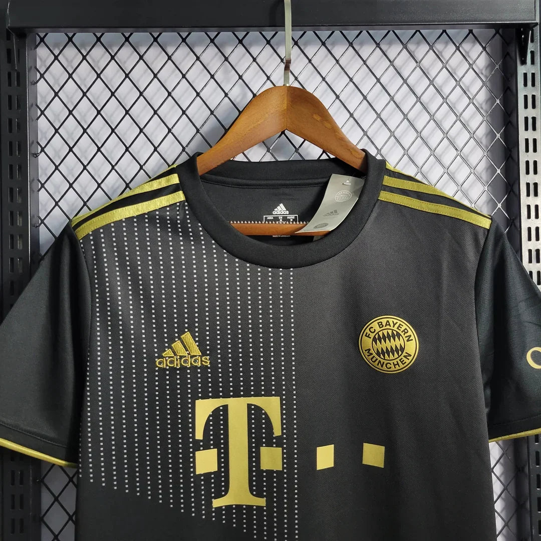 Bayern Munich 2021/22 Retro Away Jersey