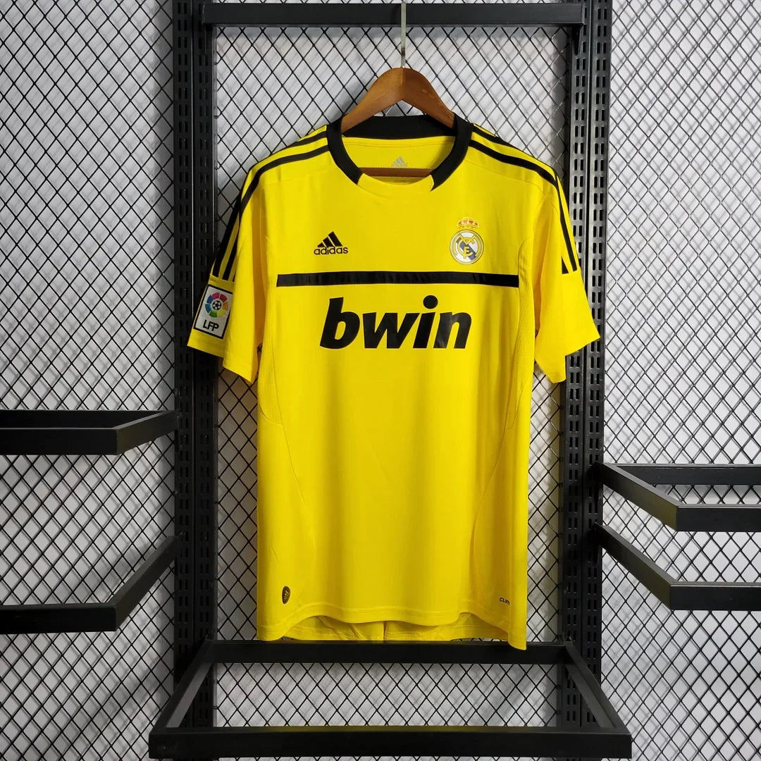Real Madrid 2011/12 Retro Yellow Goalkeeper Jersey