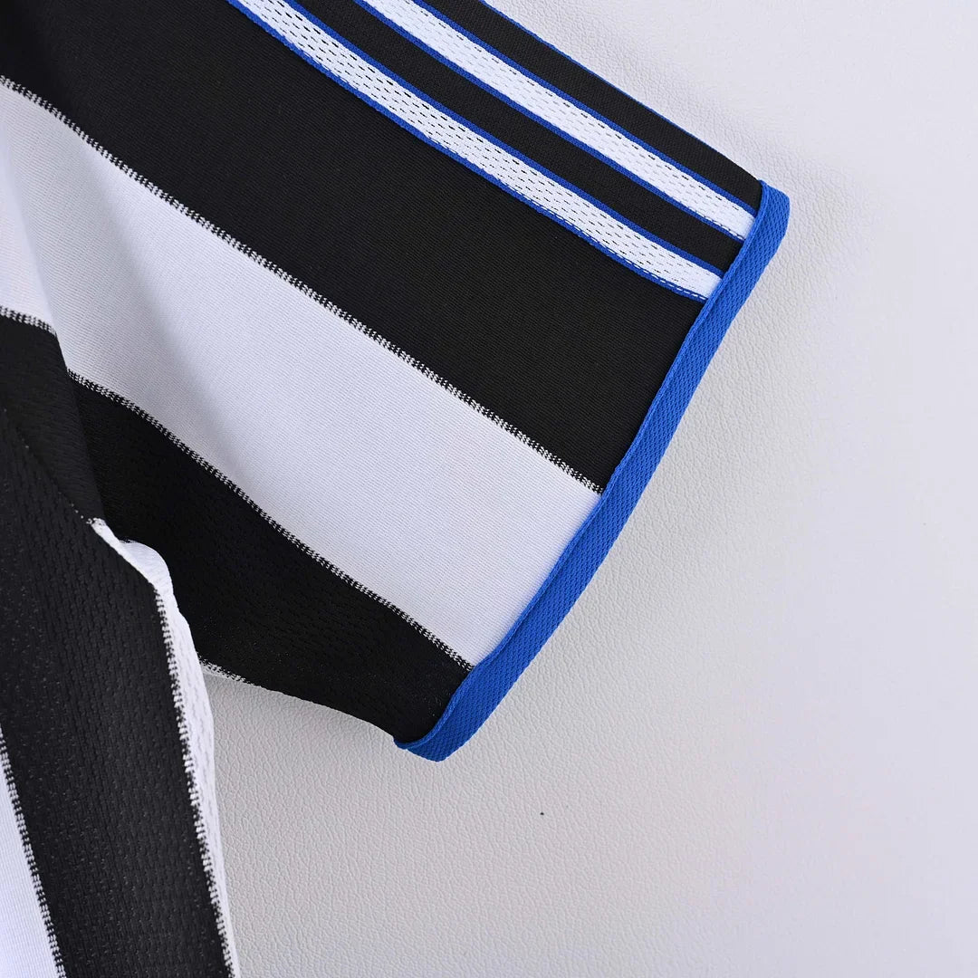 Newcastle United 1999/00 Retro Home Jersey
