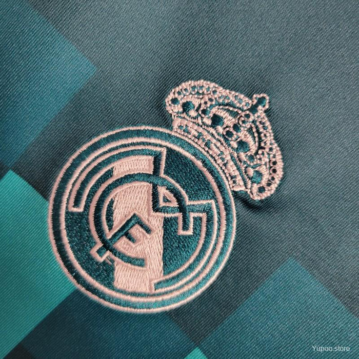 Real Madrid 2017/18 Retro Third Long Sleeve Jersey