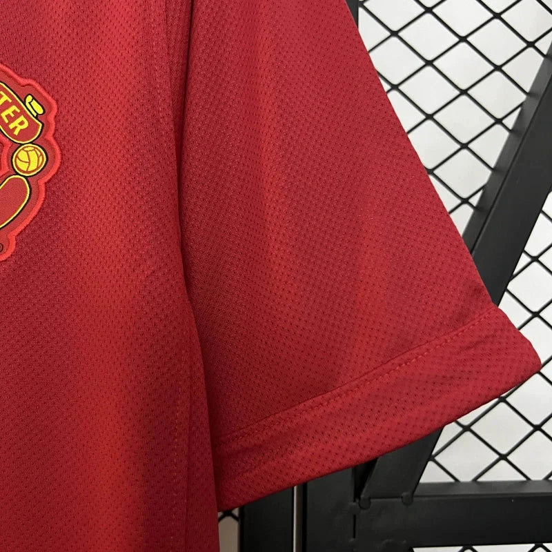 Manchester United 2011/12 Retro Home Jersey