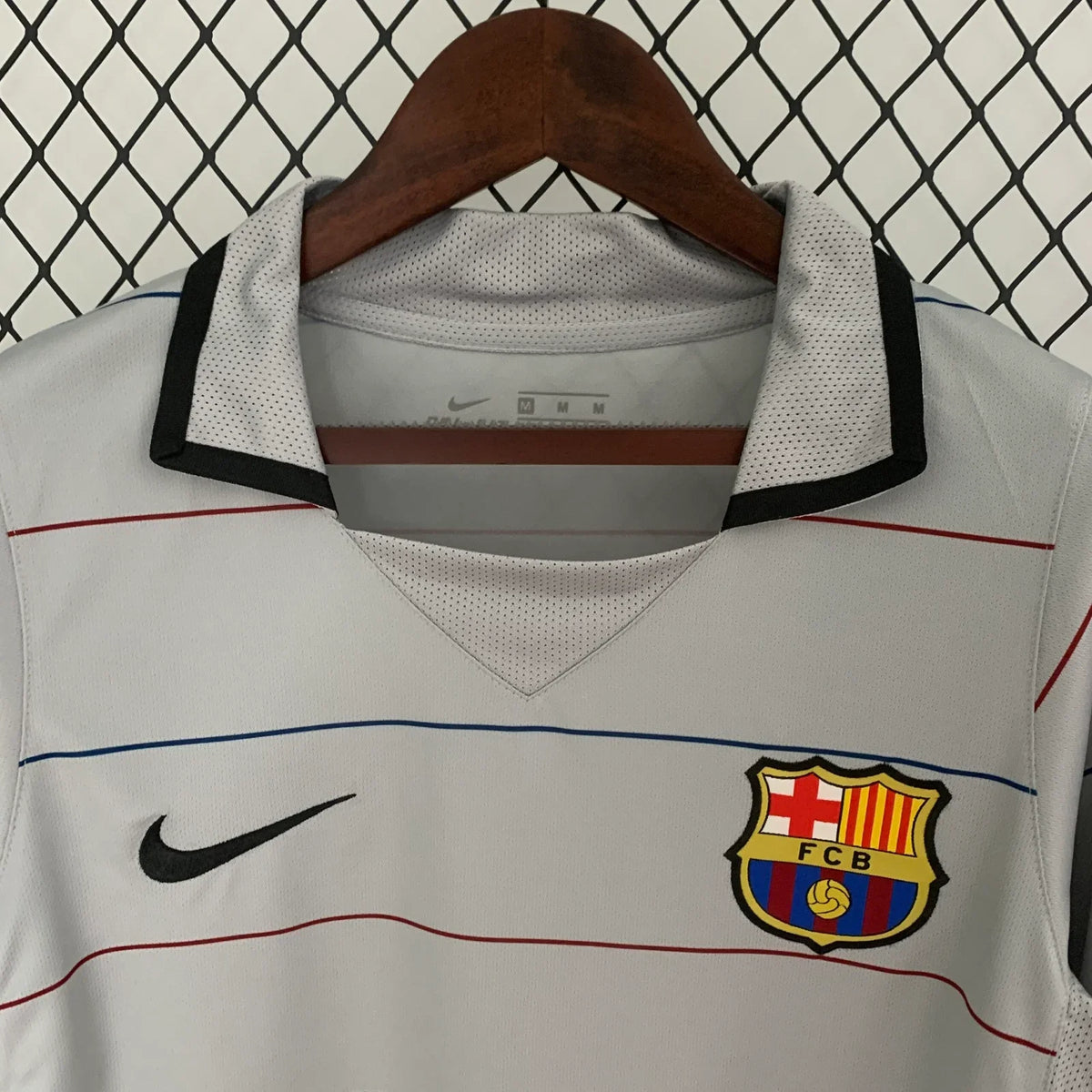 Barcelona 2003/04 Retro Away Jersey