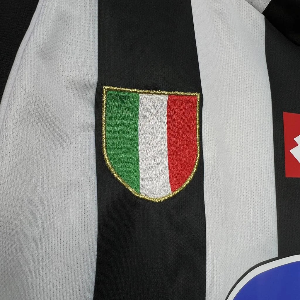 Juventus 2002/03 Retro Home Jersey