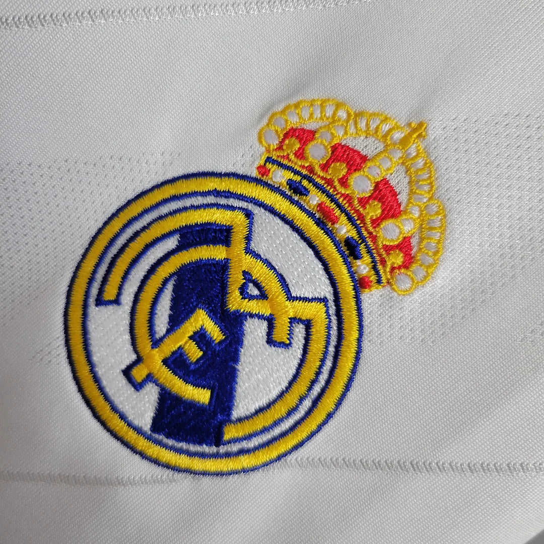 Real Madrid 2017/18 Retro Home Long Sleeve Jersey