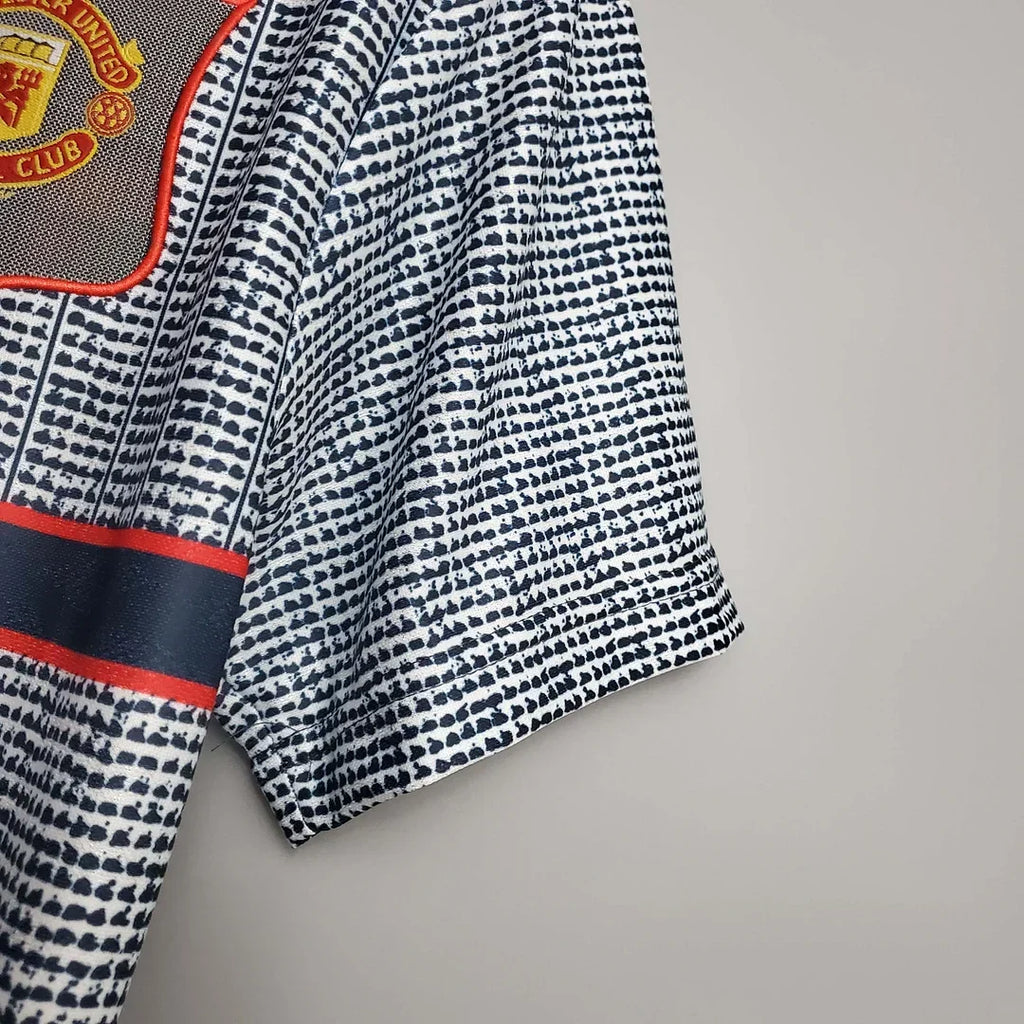 Manchester United 1995/96 Retro Away Jersey
