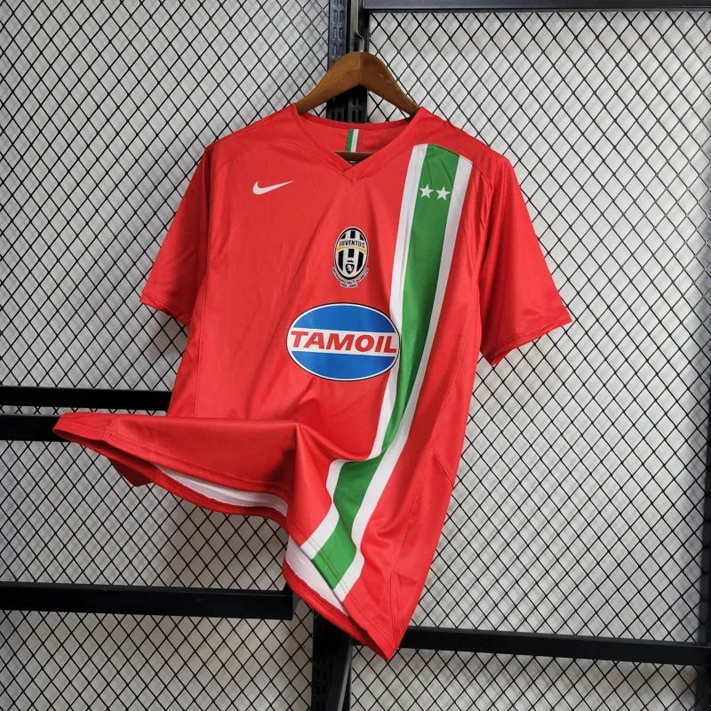 Juventus 2005/06 Retro Away Jersey