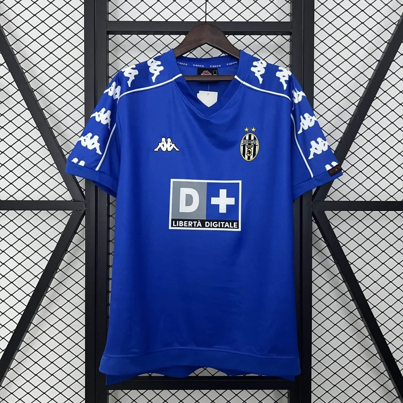 Juventus 1999/00 Retro Away Jersey