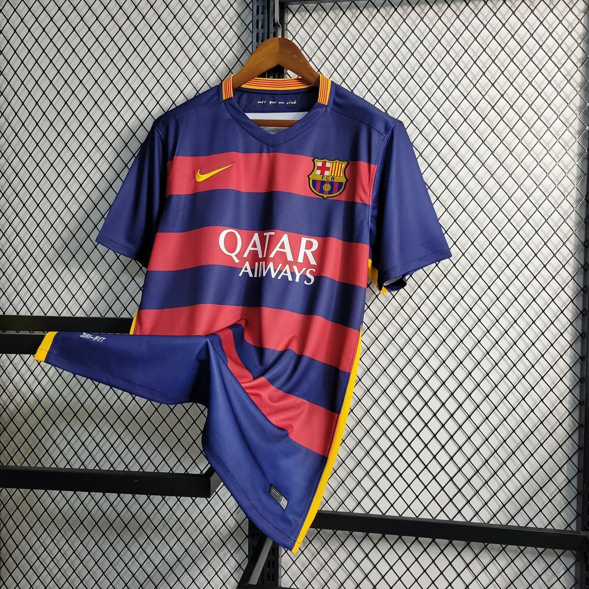 Barcelona 2015/16 Retro Home Jersey