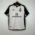Manchester United 2001/02 Retro Away Jersey