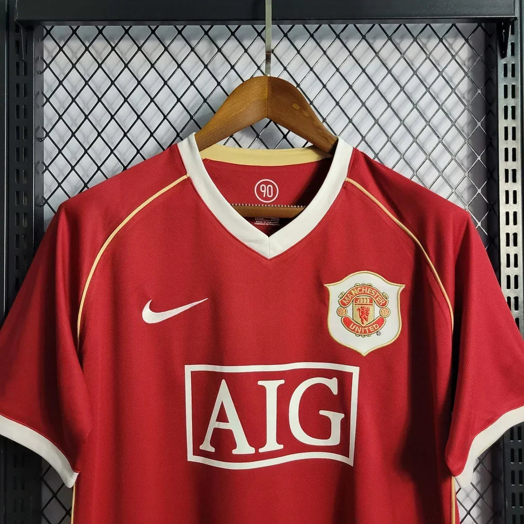 Manchester United 2006/07 Retro Home Jersey