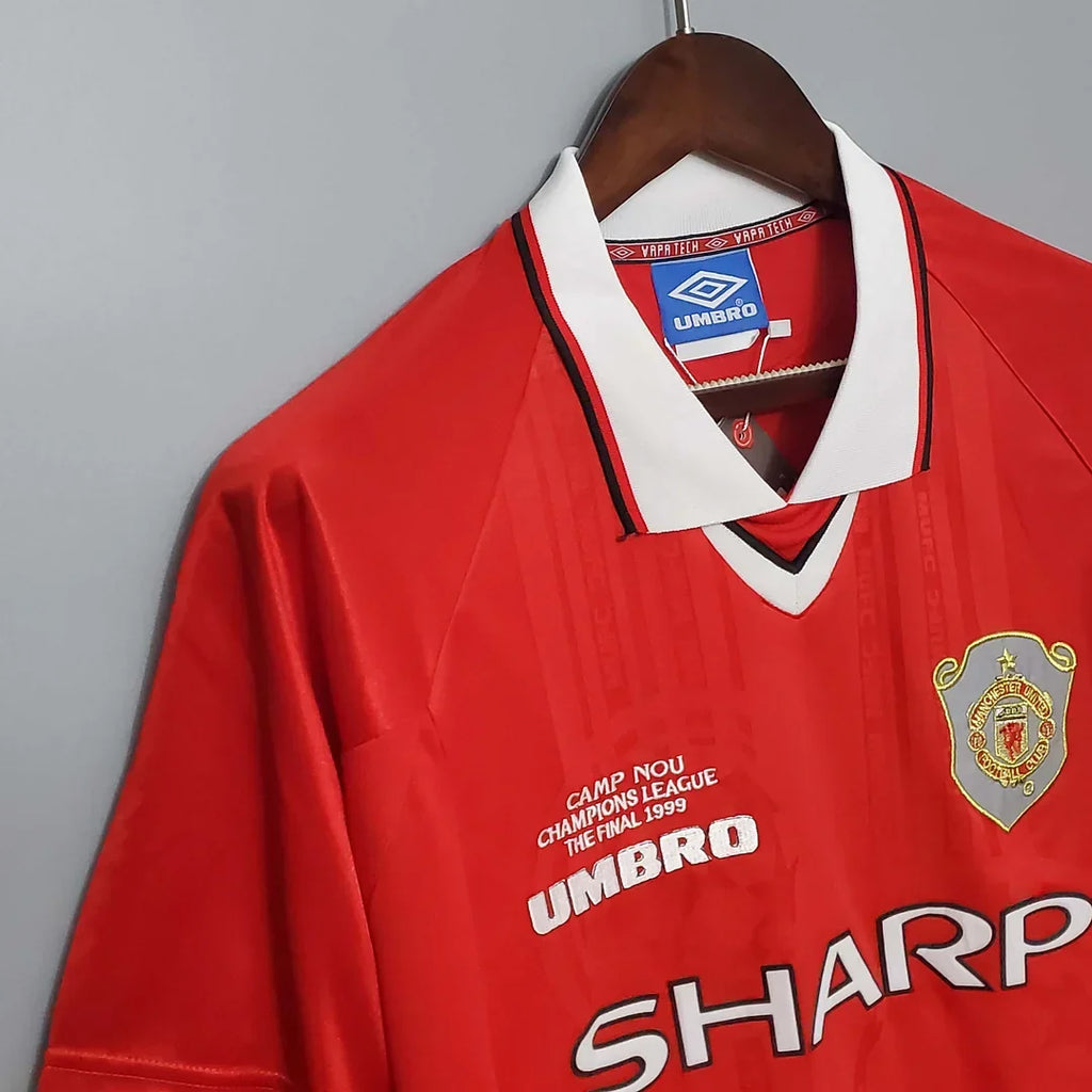 Manchester United 1999/00 Retro European Home Jersey