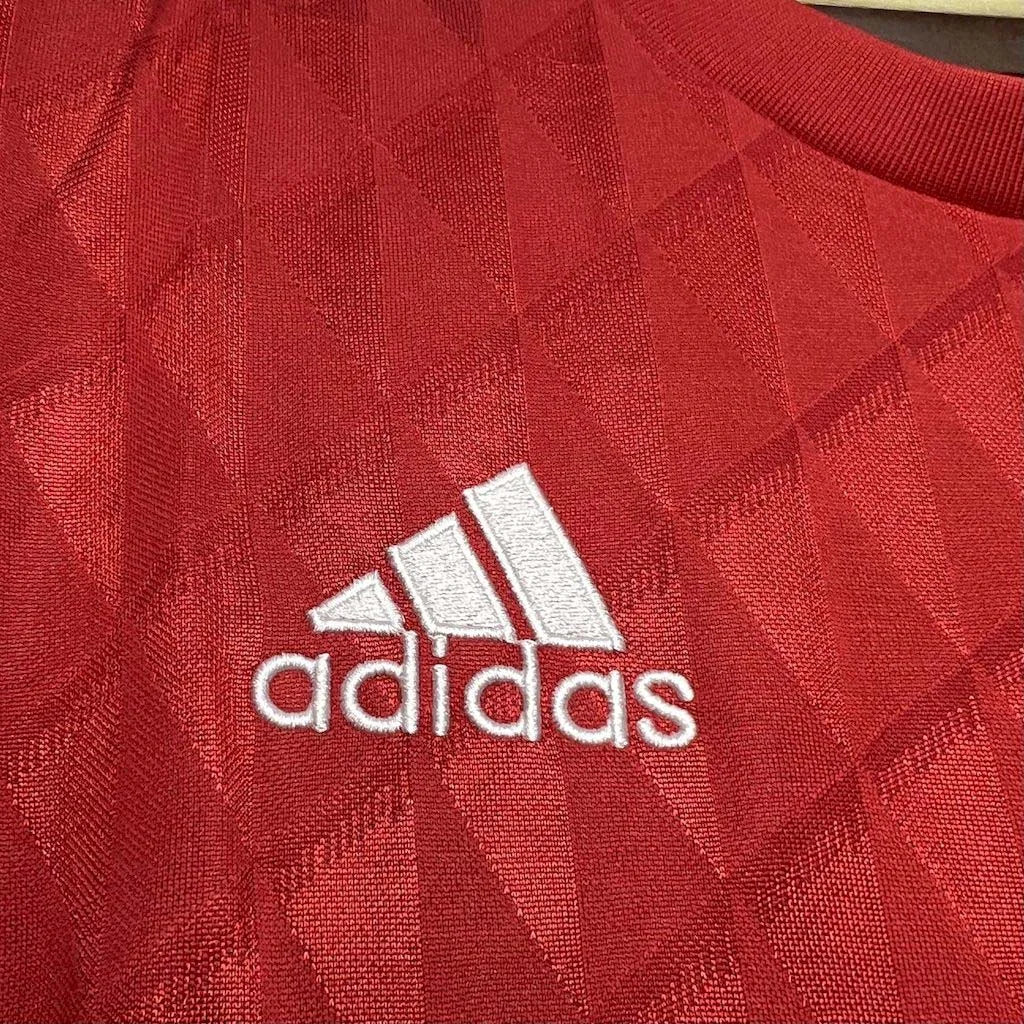 Liverpool 2010/11 Retro Home Jersey