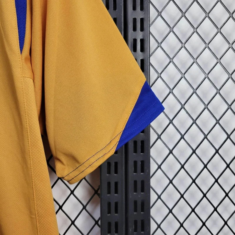 Juventus 2005/06 Retro Third Jersey