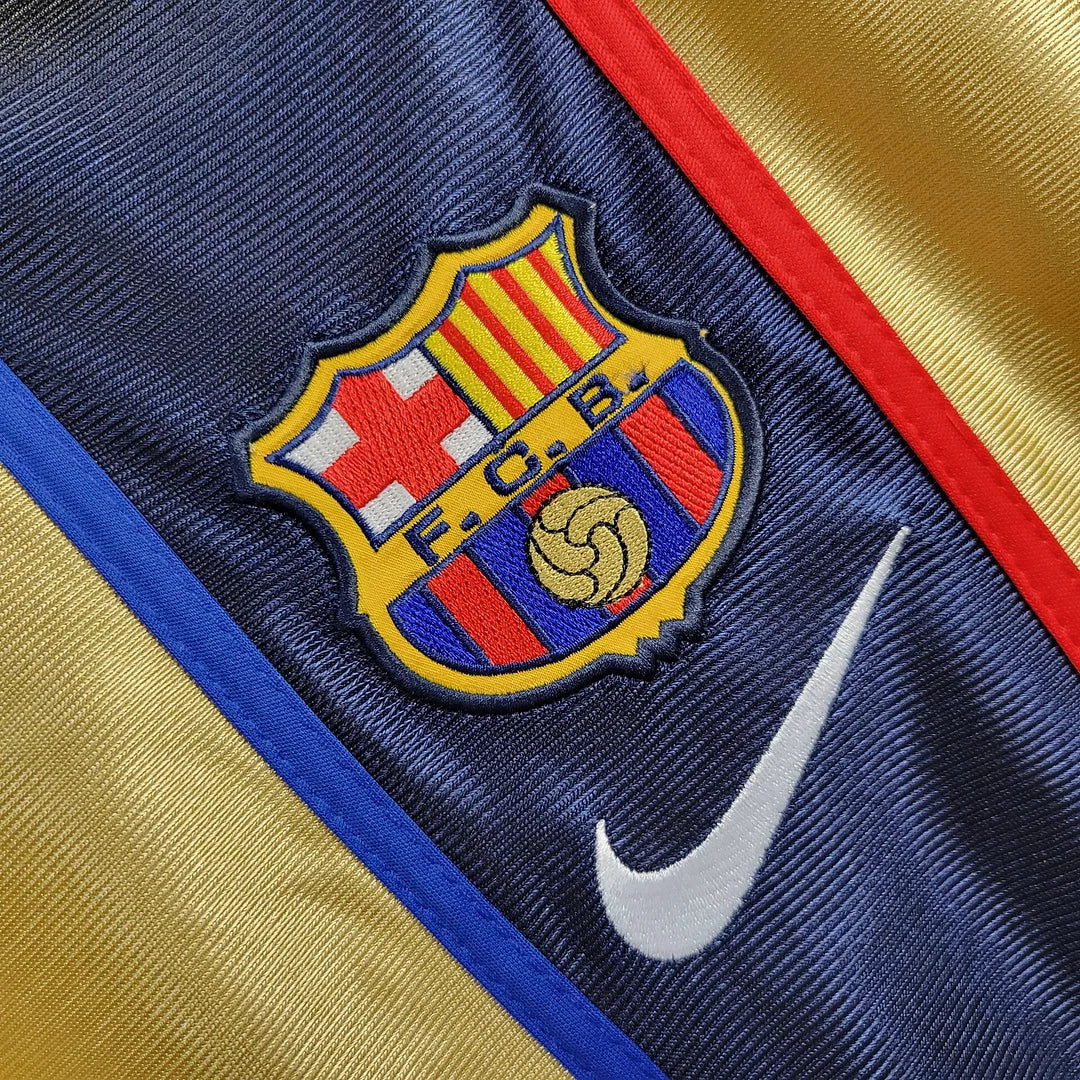Barcelona 2001/02 Retro Away Jersey